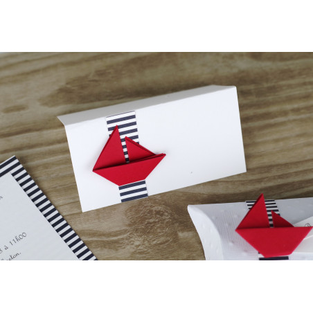 marque-place-nautique-bateau-en-origami-tendance-thème marin