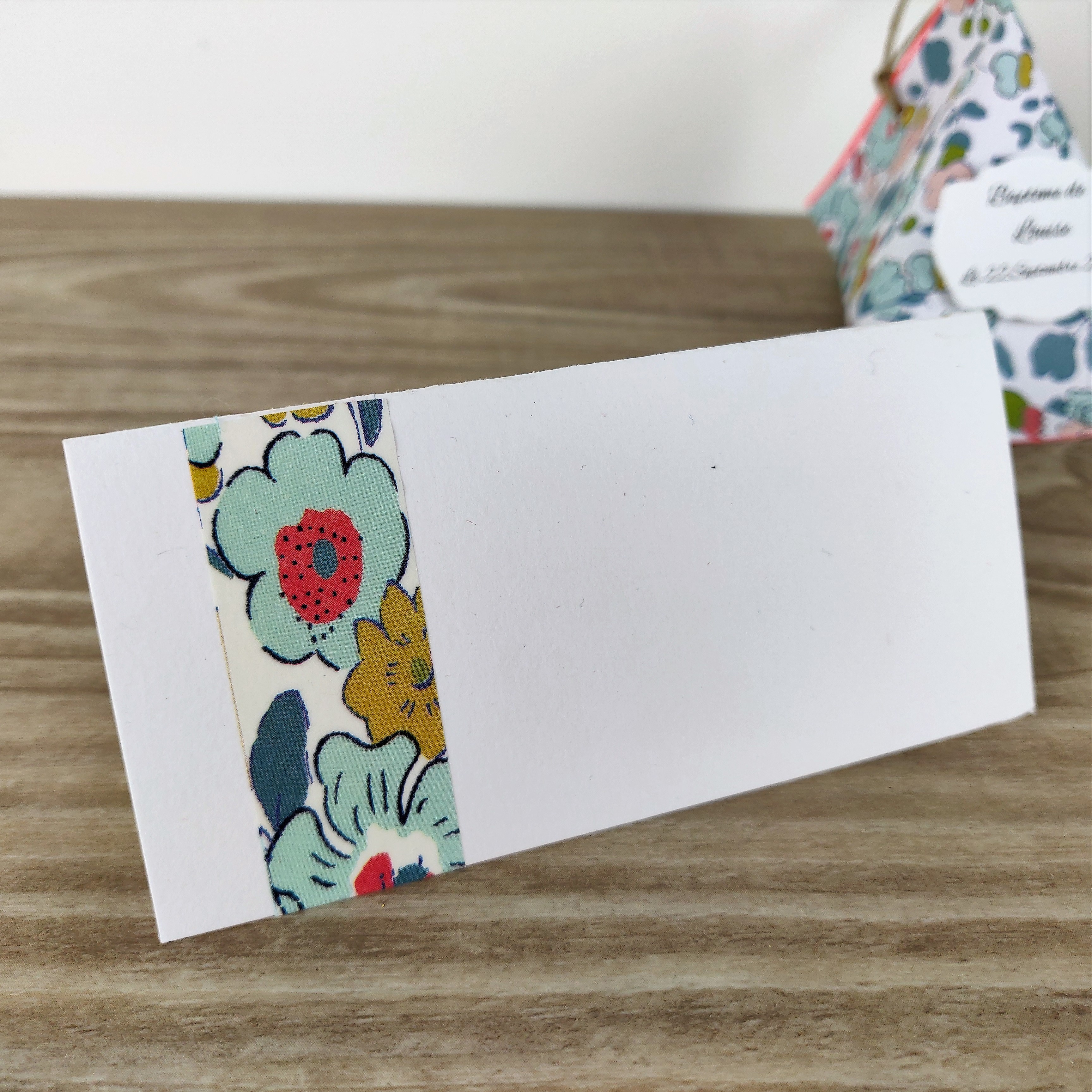 Marque Place Porte Nom Mariage Bapteme Fille Liberty Betsy Porcelaine