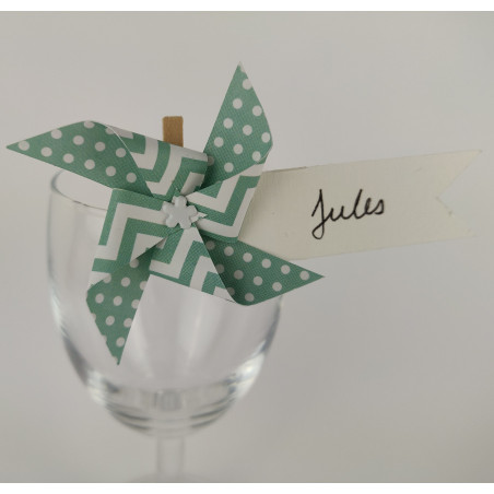 marque place porte nom baptême pince bois moulin à vent menthe garçon