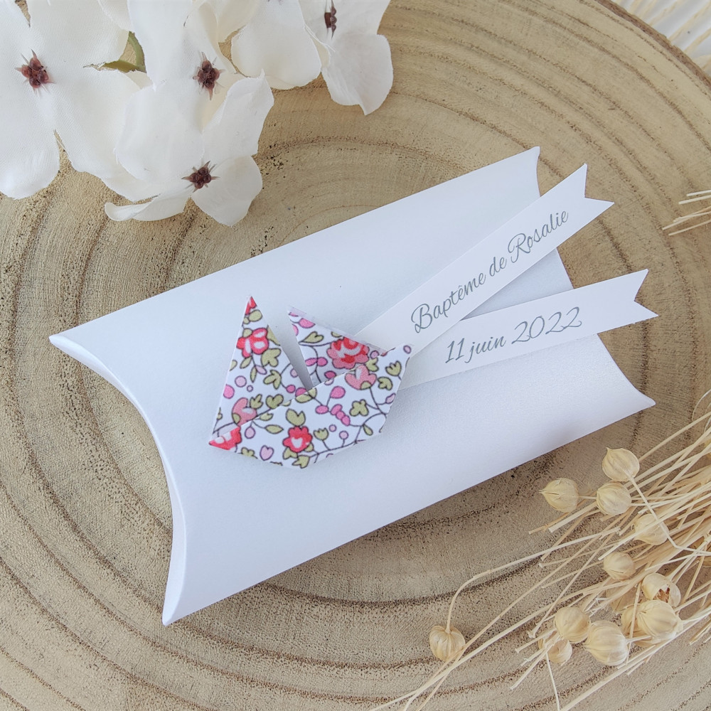 Boîte à dragées berlingot coussin + bateau en origami papier liberty rose