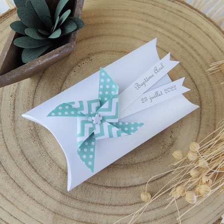 boite a dragees baptême moulin a vent vert menthe remerciement invites
