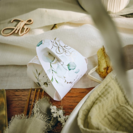 Boîte à dragées eucalyptus papier texturé aquarelle et doré