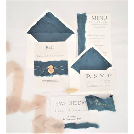Collection suite papeterie Faire part mariage élégant en papier chiffon coton bord déchirés bleu canard doré cachet de cire