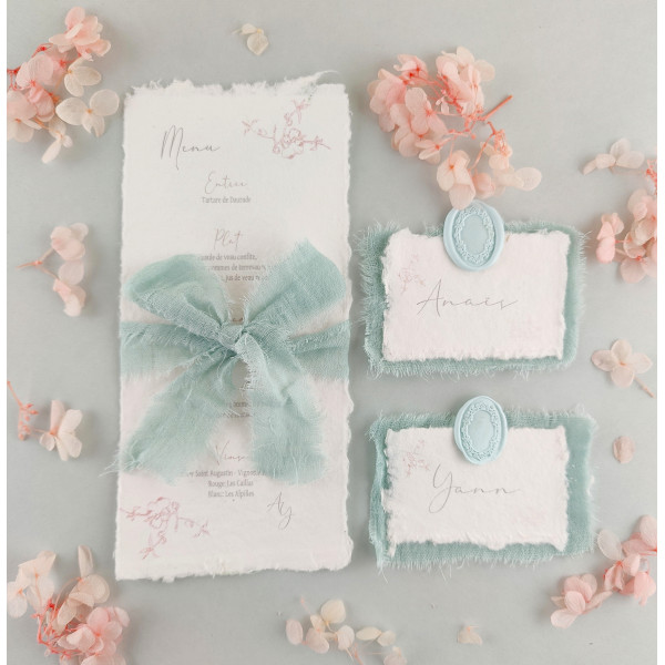 Menu mariage élégant et doux en papier chiffon coton bord déchirés pastel