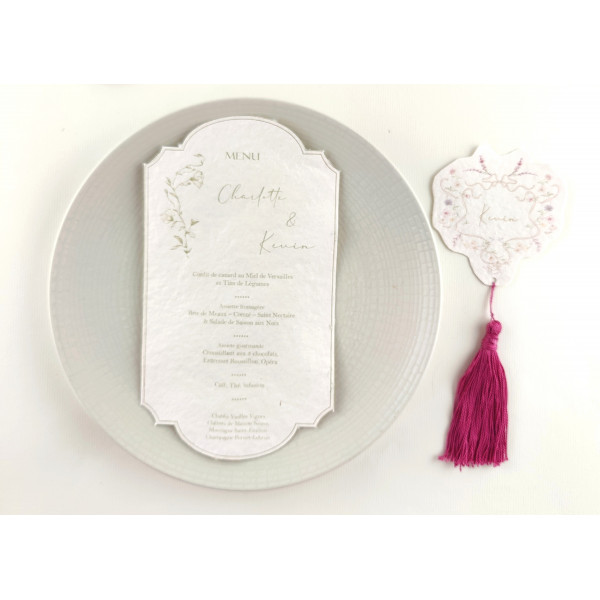 menu mariage élégant en papier chiffon coton bord déchirés calligraphie