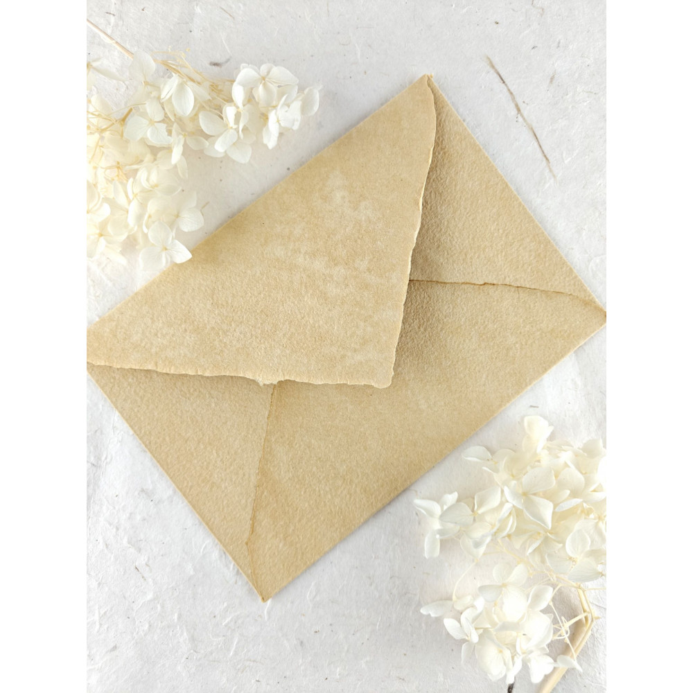 enveloppe faite main artisanale Ocre moutarde jaune mariage bapteme naissance