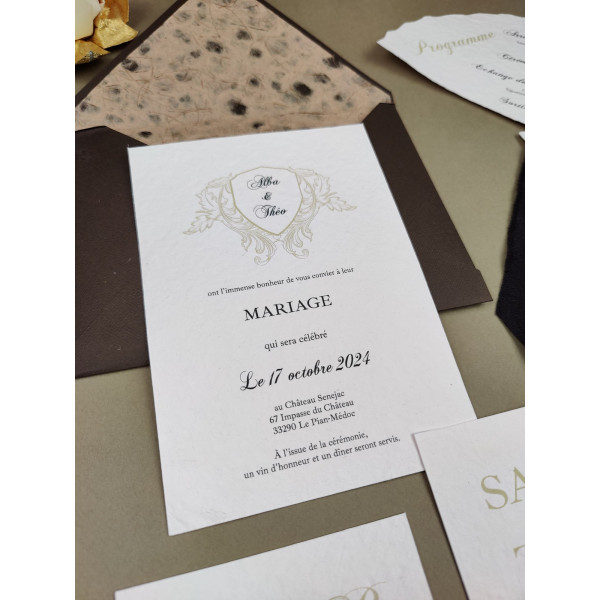 Faire part mariage élégant ancien noir doré en papier chiffon coton artisanal fait main