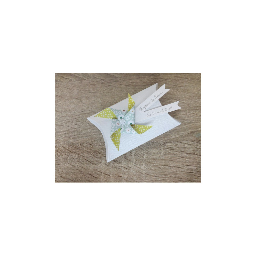 Boîte à dragées berlingot + moulin à vent vert motif fleurs
