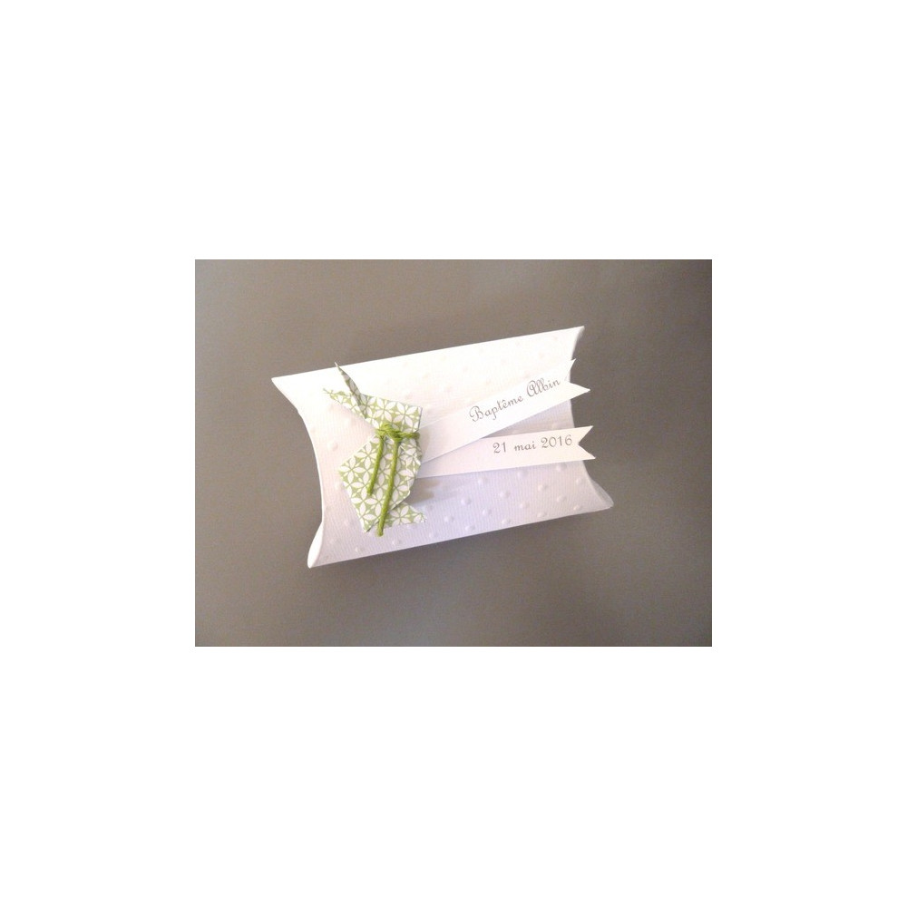 Boîte à dragées berlingot coussin+lapin en origami papier graphique vert -